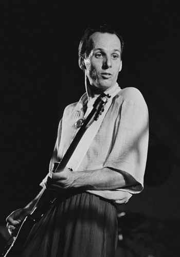 Adrian Belew
