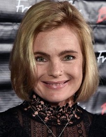 Erika Eleniak