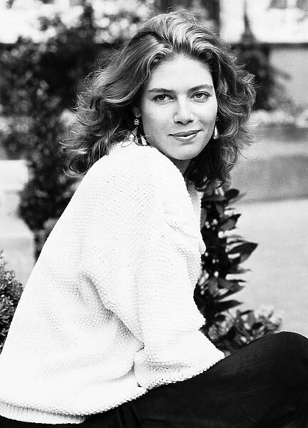 Kelly Mcgillis