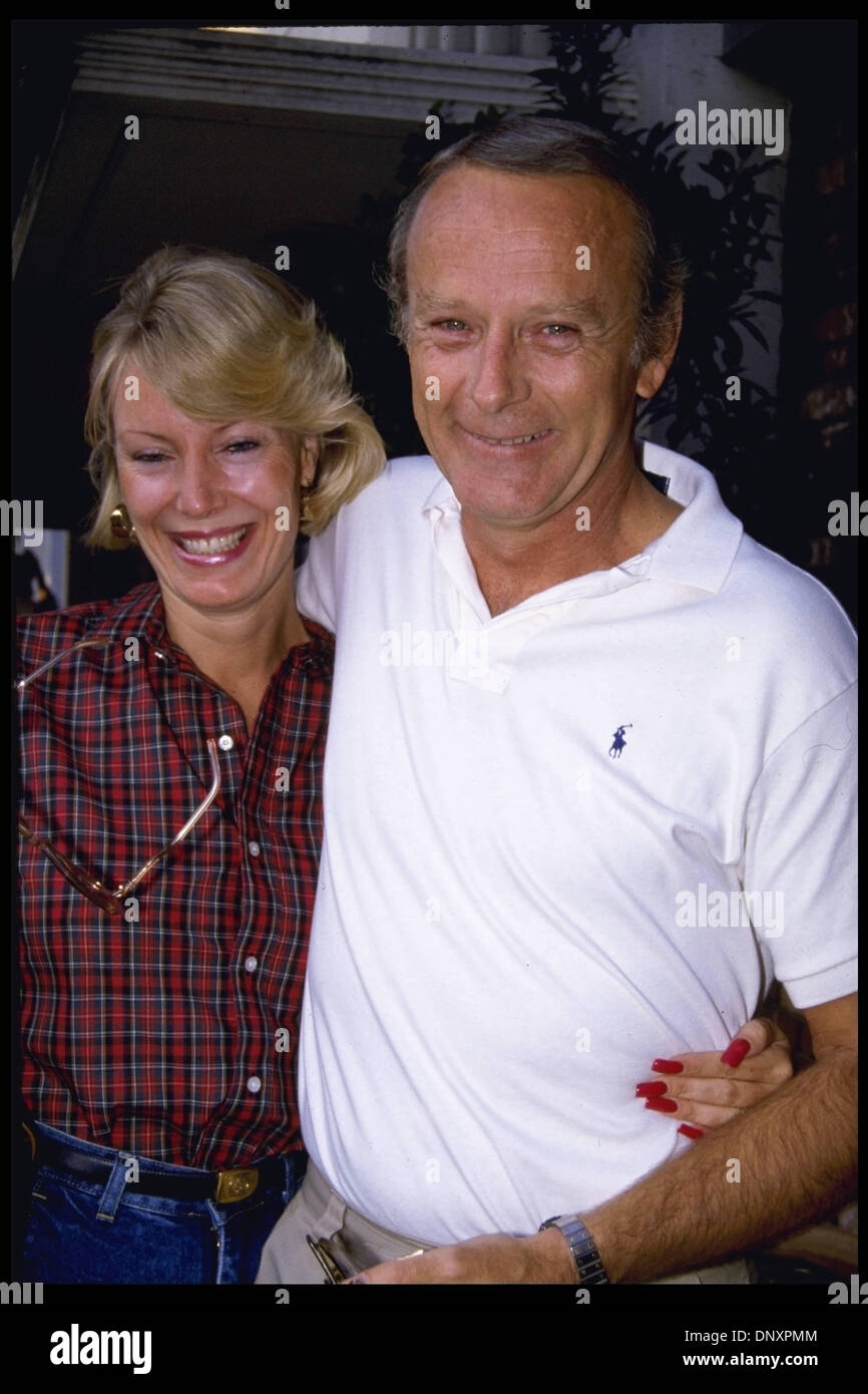 Larry Linville