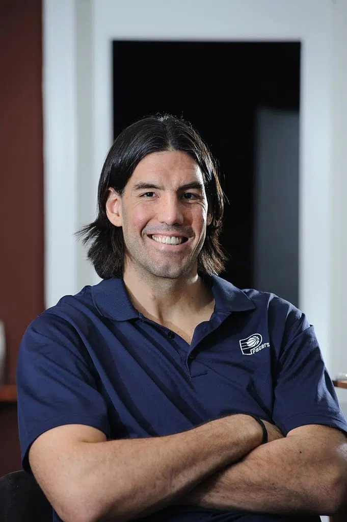 Luis Scola
