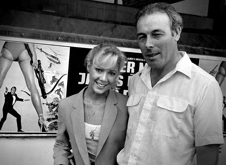 Lynn-Holly Johnson