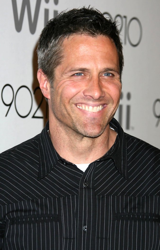 Rob Estes