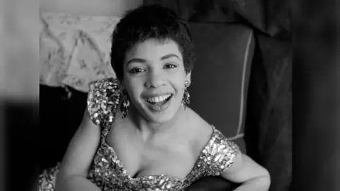 Shirley Bassey