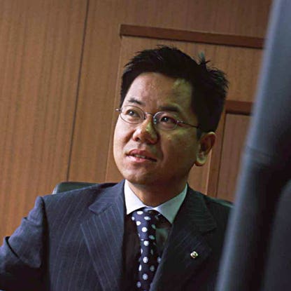 Yasumitsu Shigeta